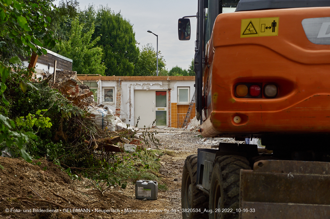 24.08.2022 - Baustelle an der Niederalmstraße 16 und Hugo-Lang-Bogen 13 in Neuperlach-Trudering